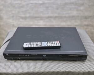 Vintage Daewoo DVG-5200S DVD Player Black S-Video Optical Coaxial Remote
